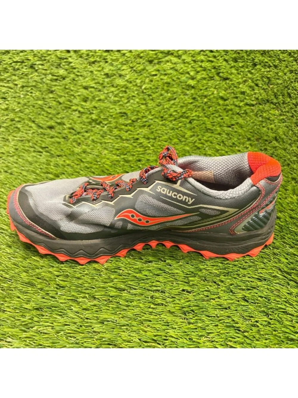 Saucony Peregrine 6 Womens Size 11 Gray Pink Athletic Running Shoes Sneakers